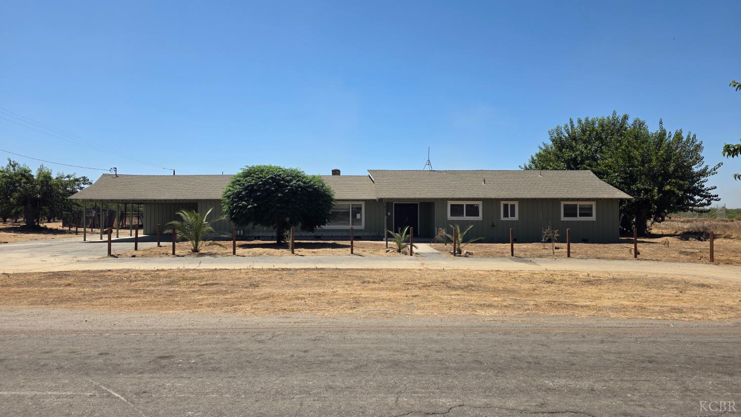 14777 Avenue 84, Pixley, CA 93256