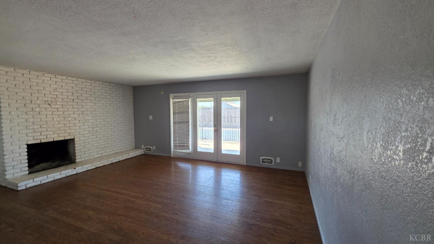 14777 Avenue 84, Pixley, CA 93256