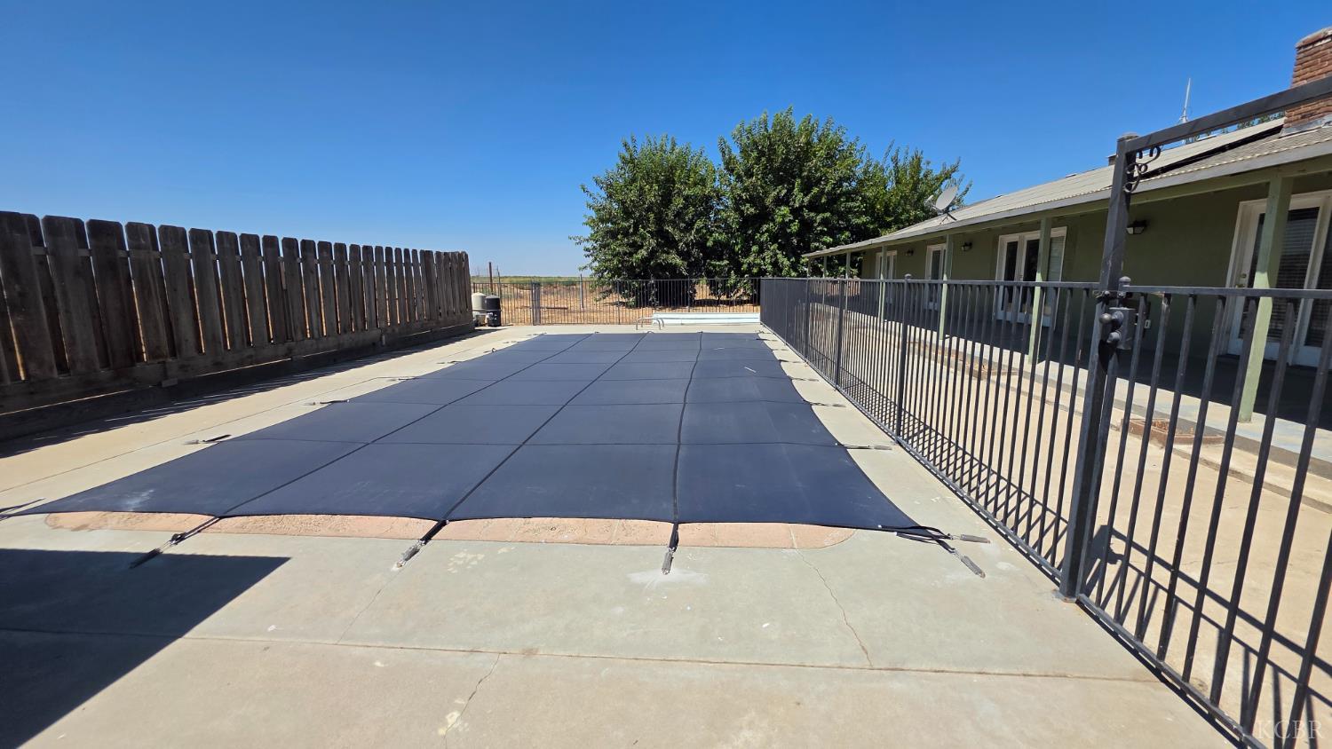 14777 Avenue 84, Pixley, CA 93256