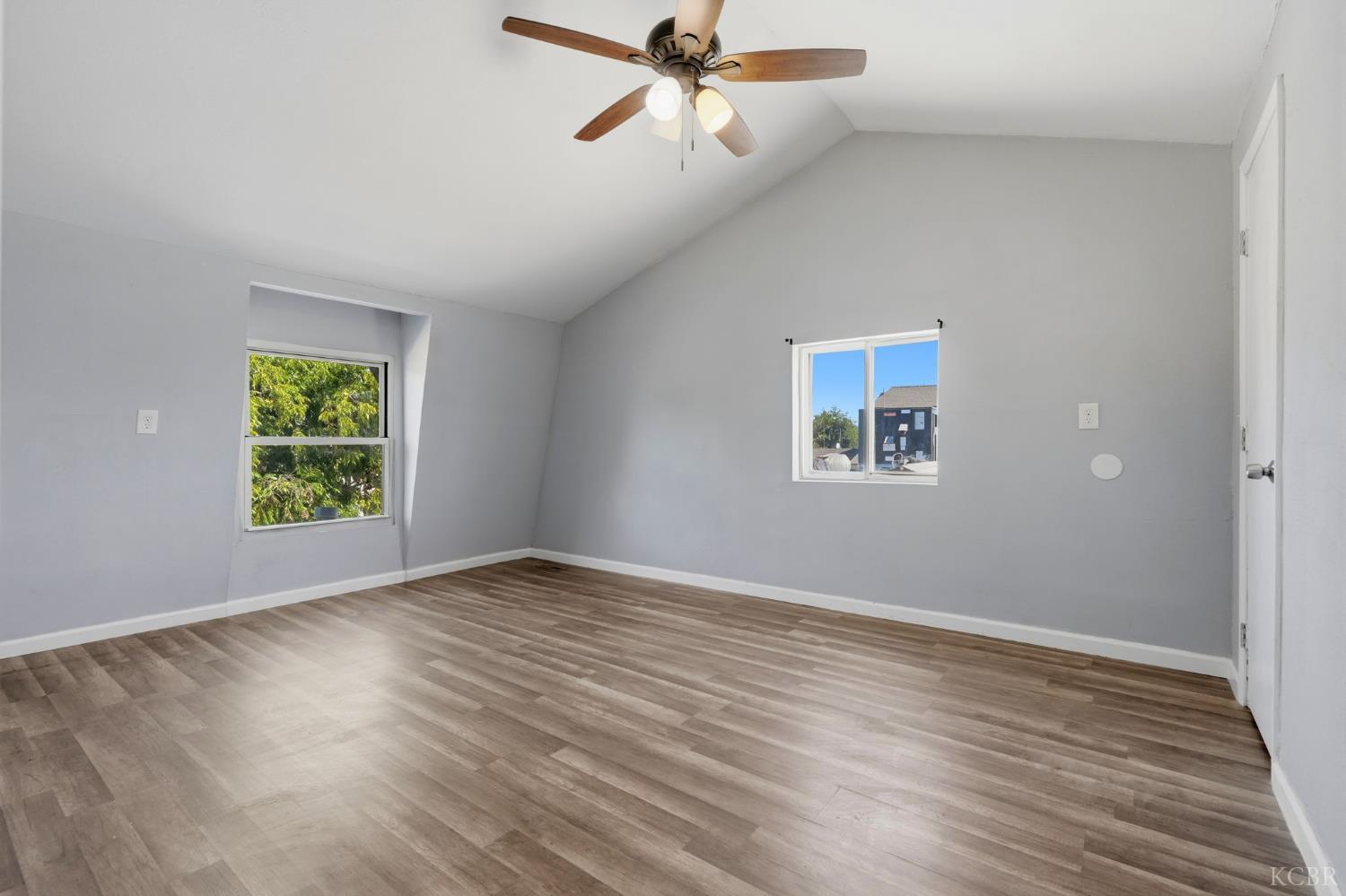 749 S 11th 1/2 Ave, Hanford, CA 93230