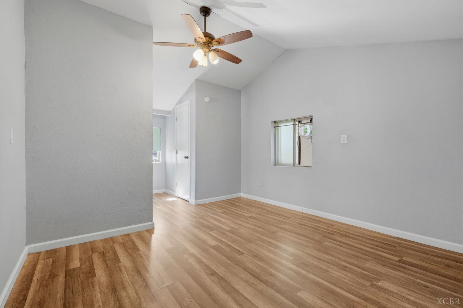 749 S 11th 1/2 Ave, Hanford, CA 93230