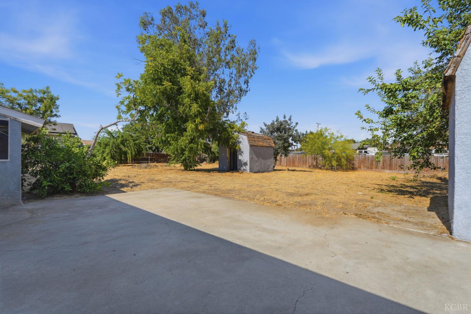 749 S 11th 1/2 Ave, Hanford, CA 93230