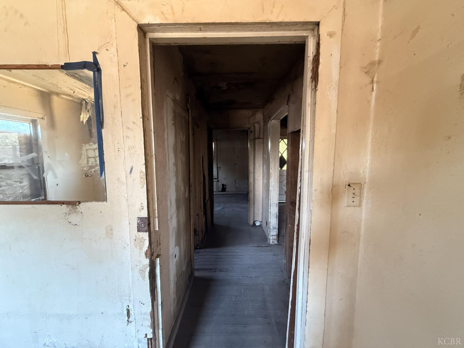 14055 Walnut, Armona, CA 93202