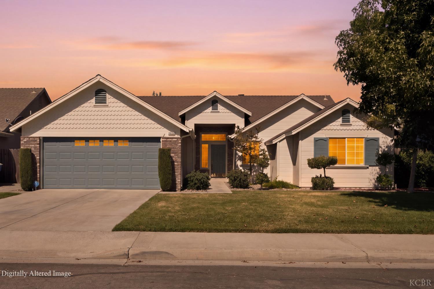 3024 Pine St, Hanford, CA 93230