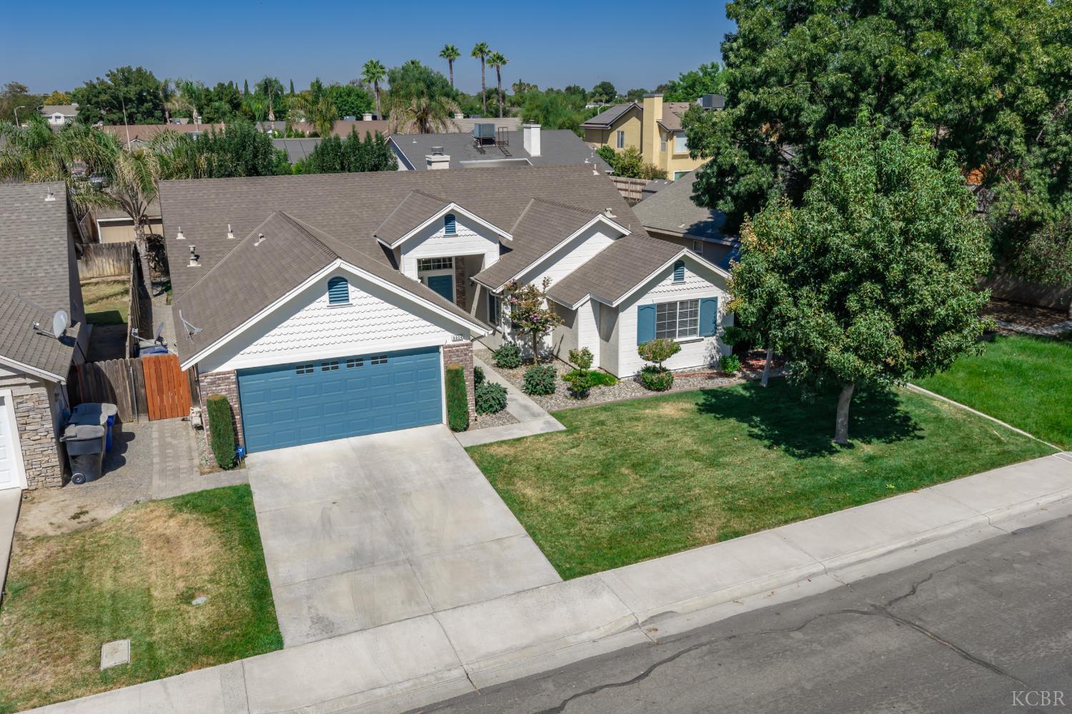 3024 Pine St, Hanford, CA 93230