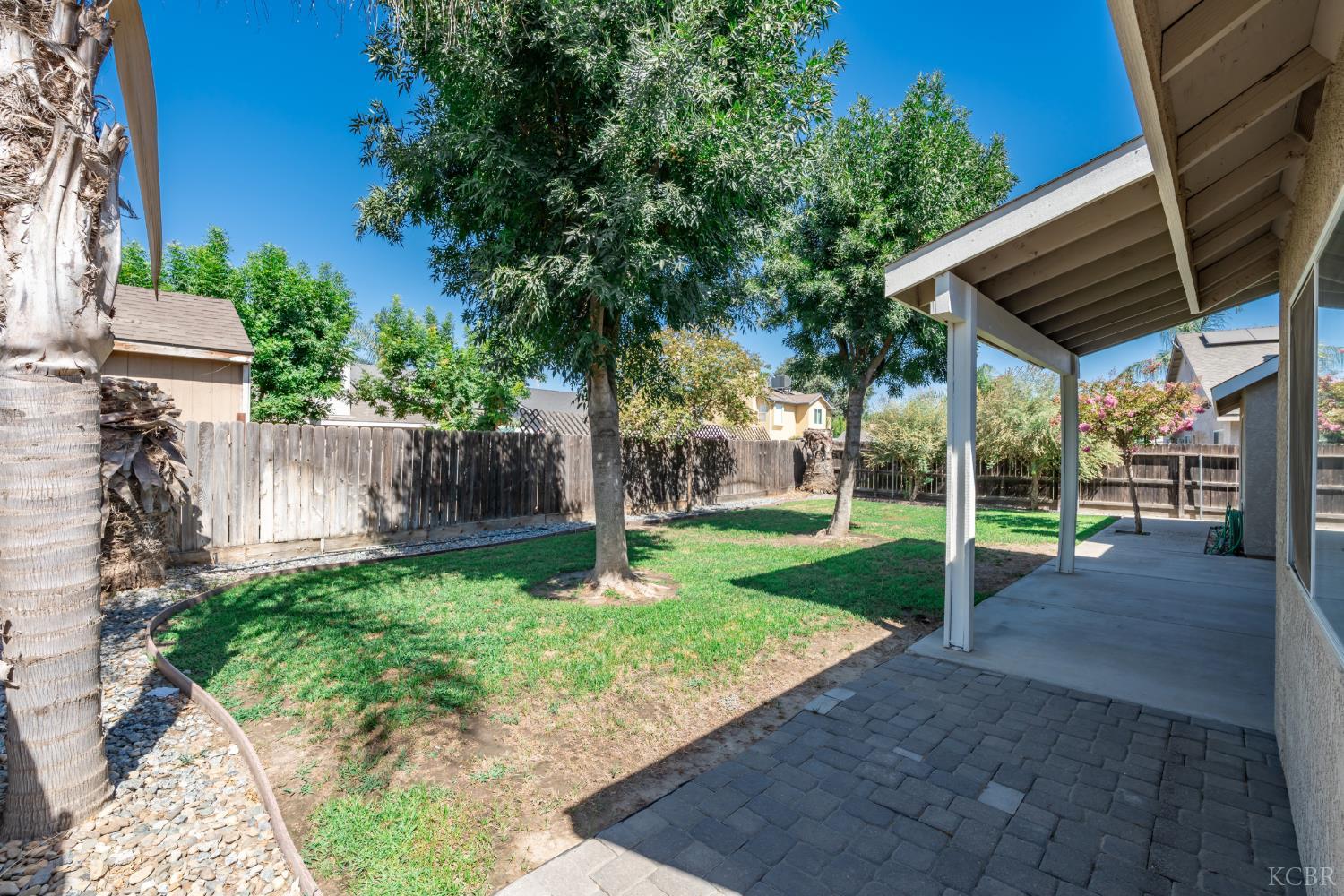 3024 Pine St, Hanford, CA 93230