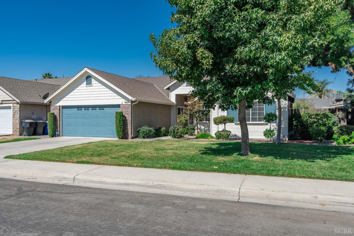 3024 Pine St, Hanford, CA 93230