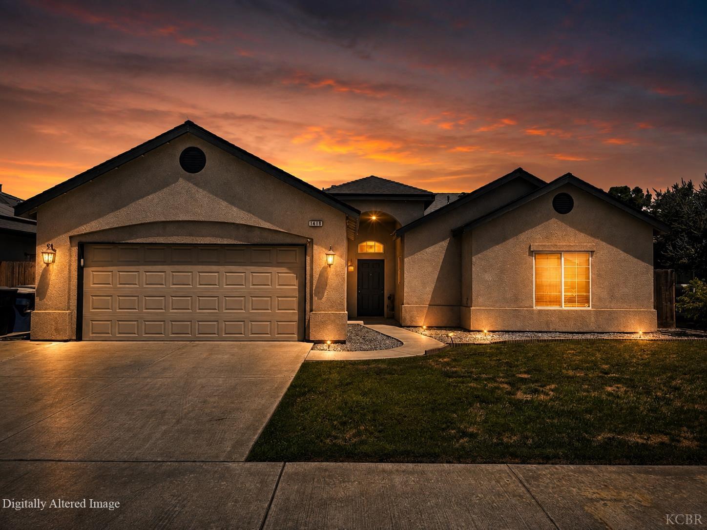 1416 Victory Ct, Hanford, CA 93230