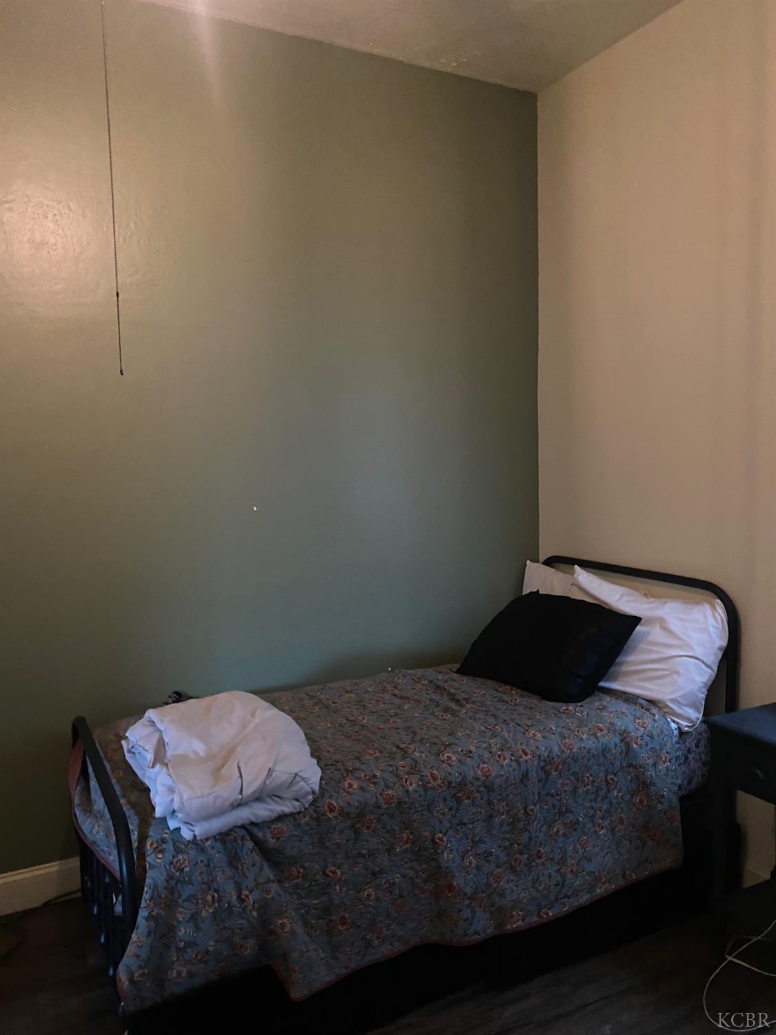 1029 N Green st, Hanford, CA 93230