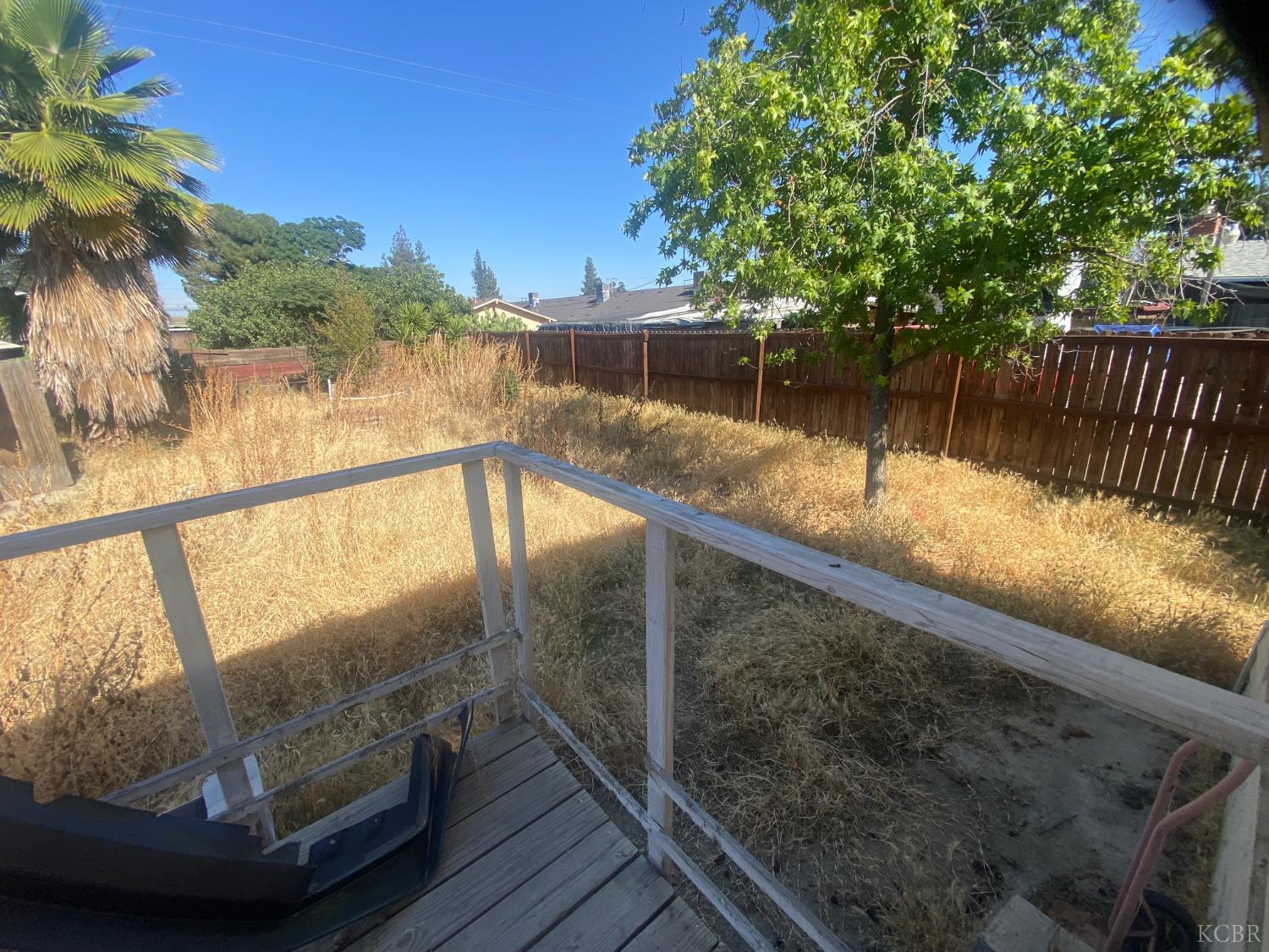 1029 N Green st, Hanford, CA 93230