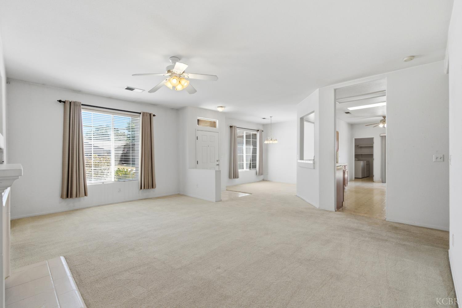 2536 Zion Way, Hanford, CA 93230