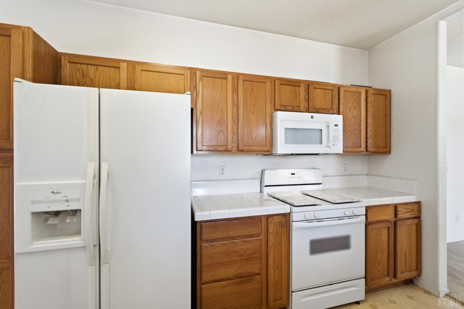 2536 Zion Way, Hanford, CA 93230