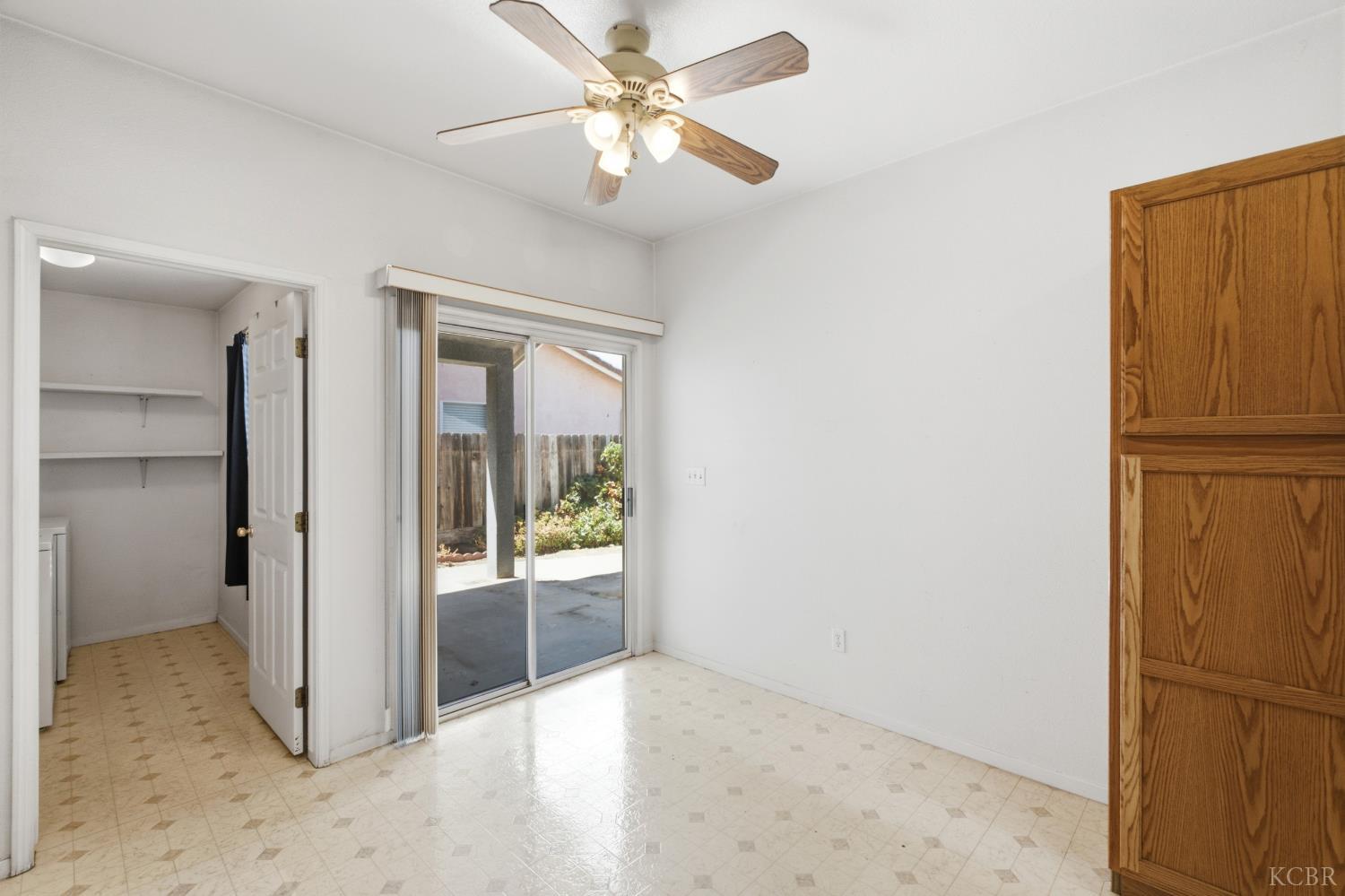 2536 Zion Way, Hanford, CA 93230