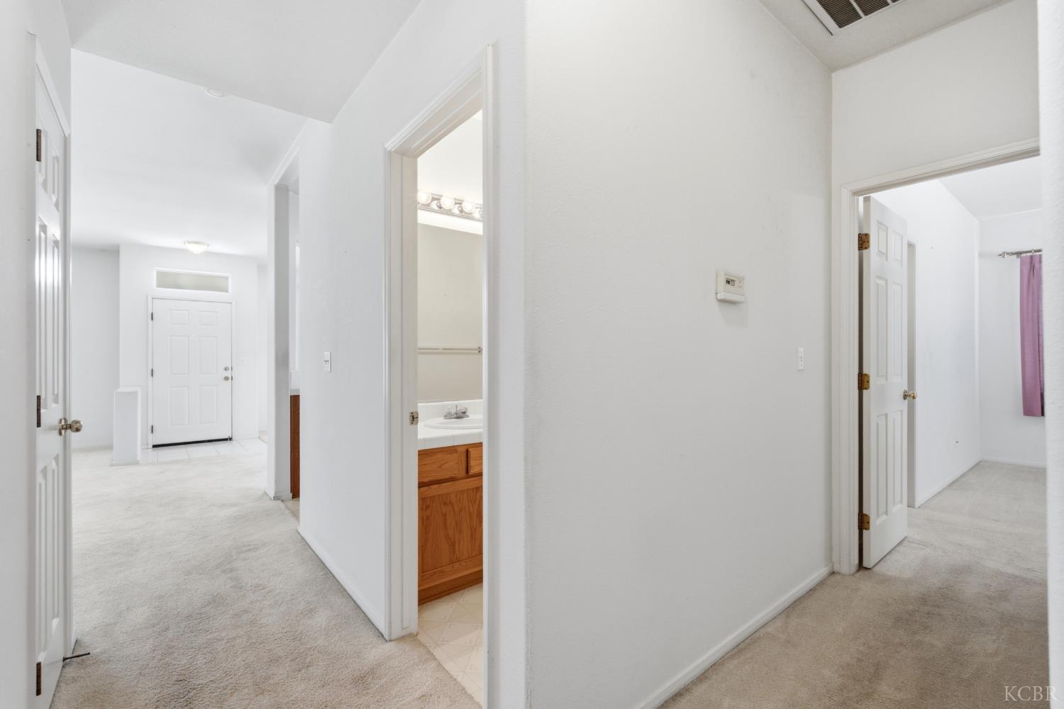 2536 Zion Way, Hanford, CA 93230