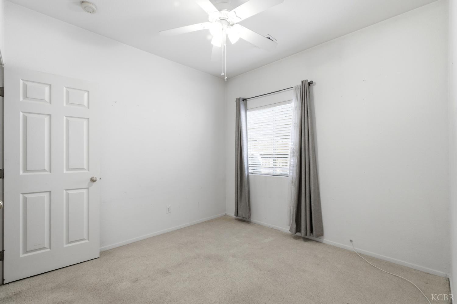 2536 Zion Way, Hanford, CA 93230