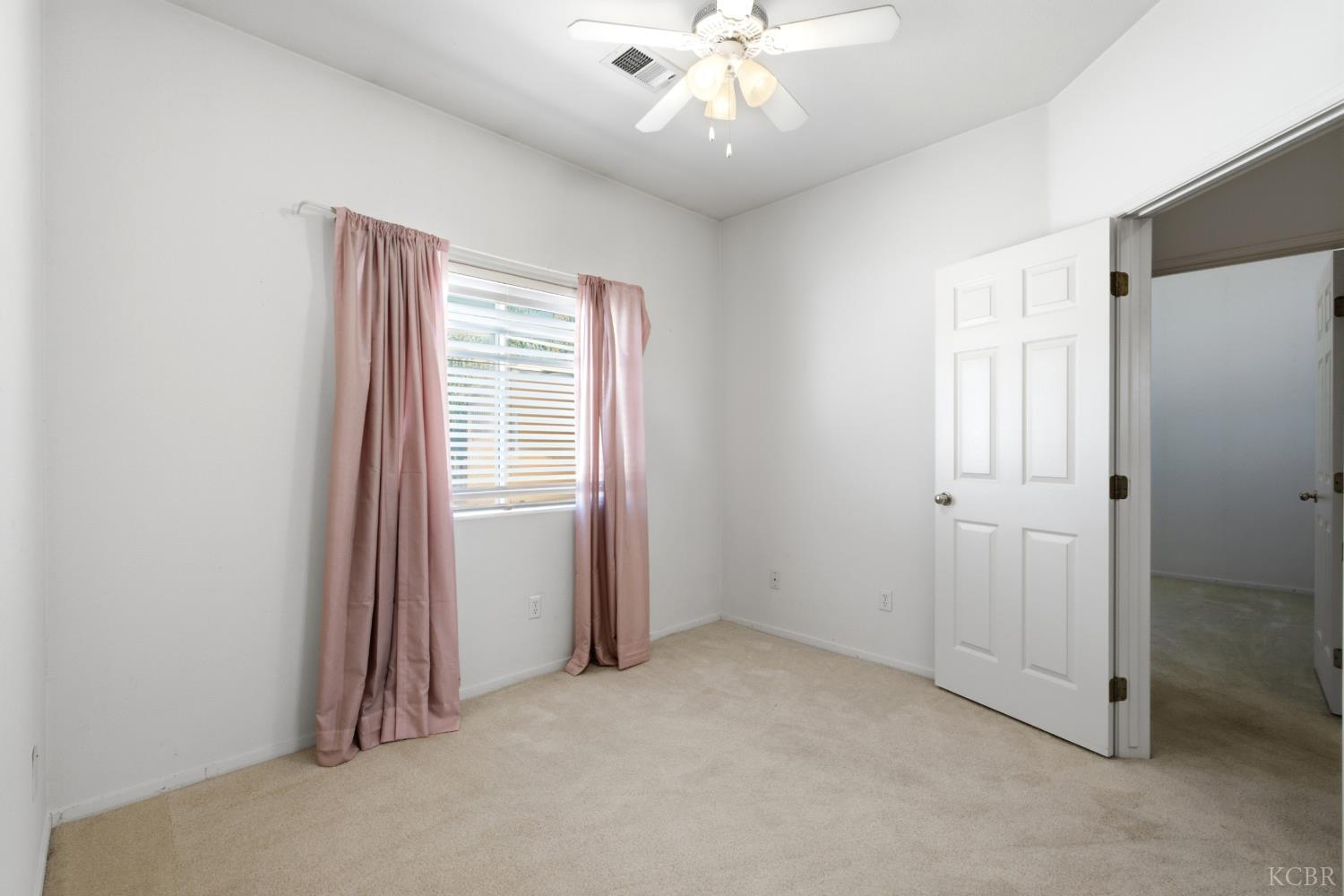2536 Zion Way, Hanford, CA 93230