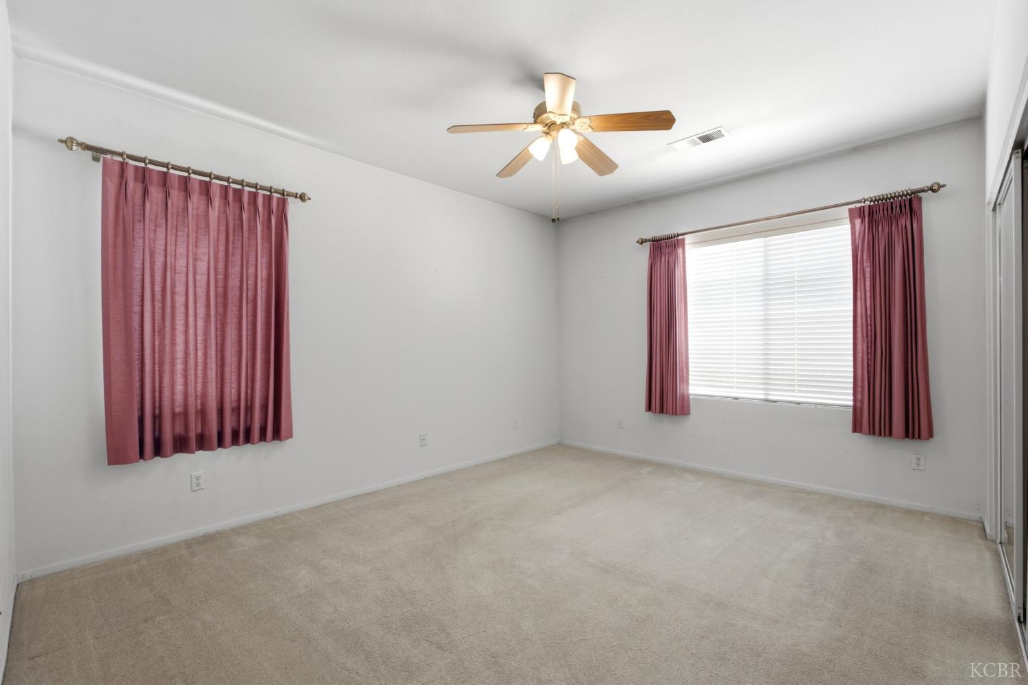 2536 Zion Way, Hanford, CA 93230