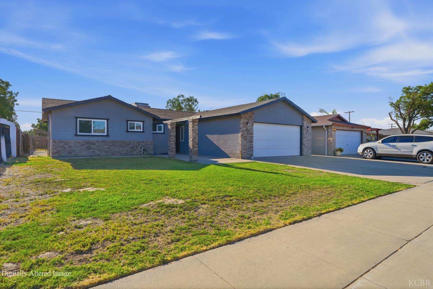 735 Manor Ave, Hanford, CA 93230