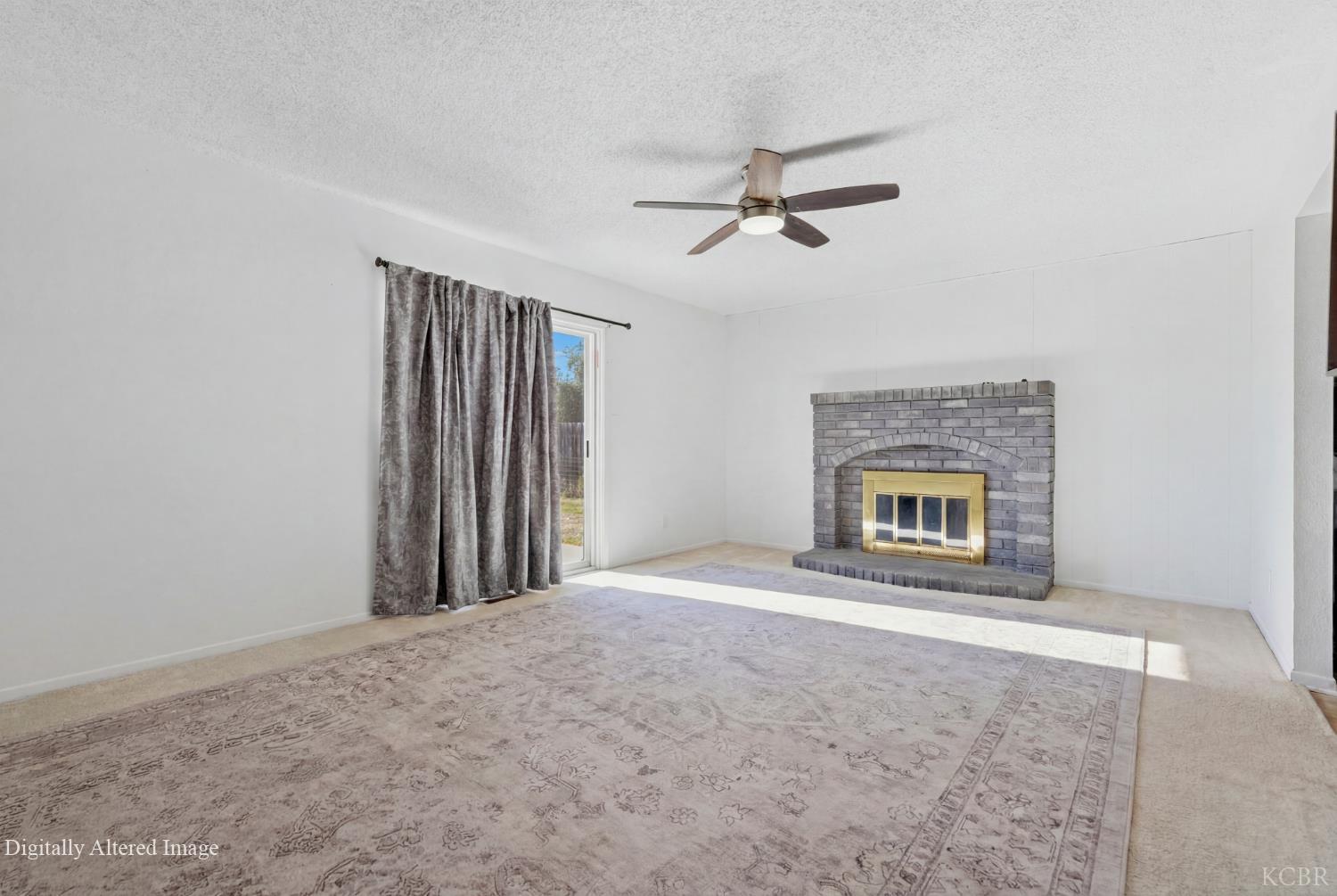735 Manor Ave, Hanford, CA 93230