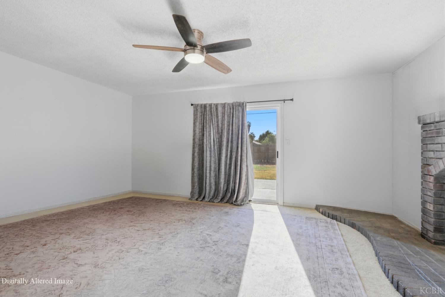 735 Manor Ave, Hanford, CA 93230