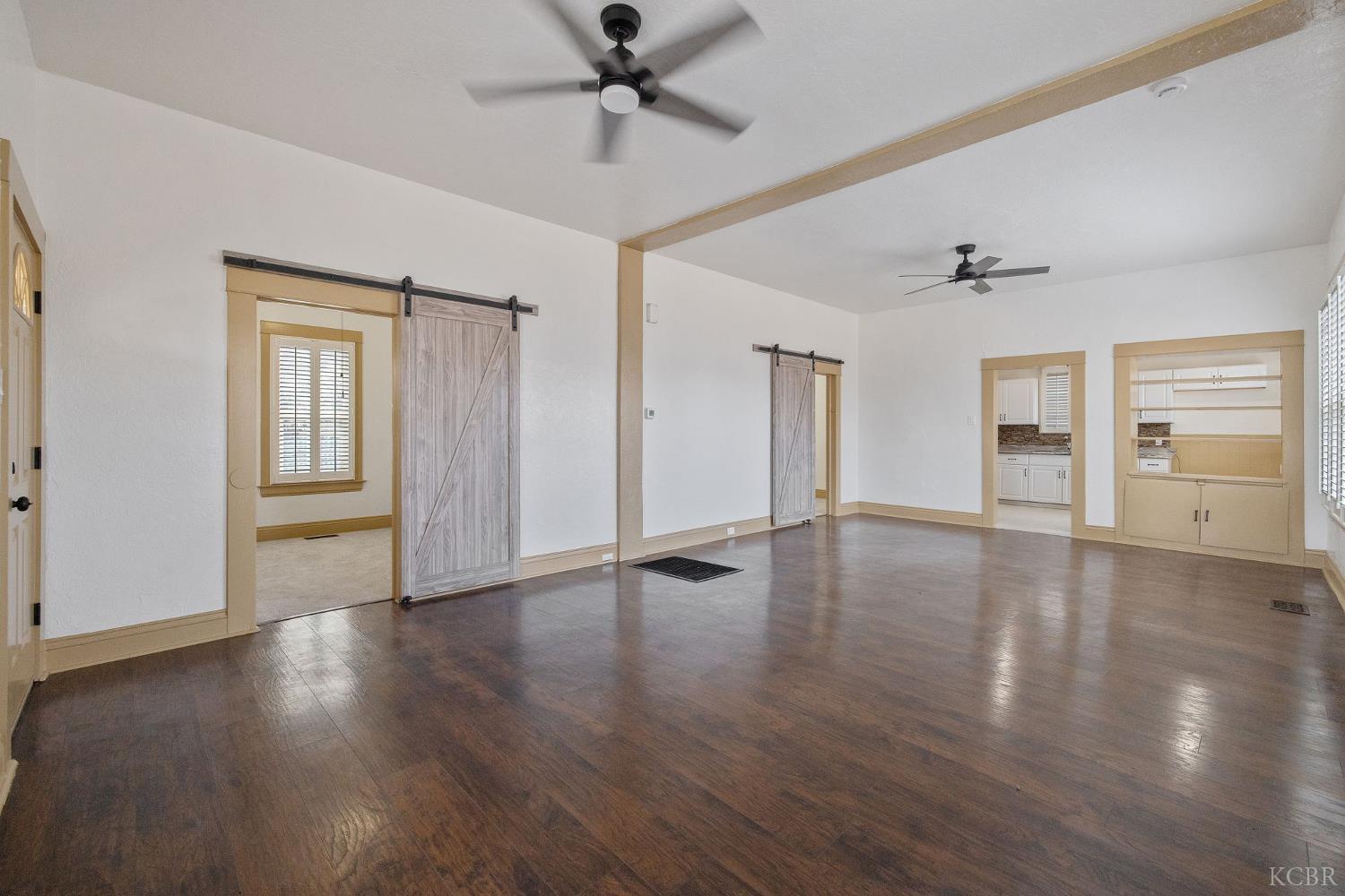112 Irwin Ct, Hanford, CA 93230