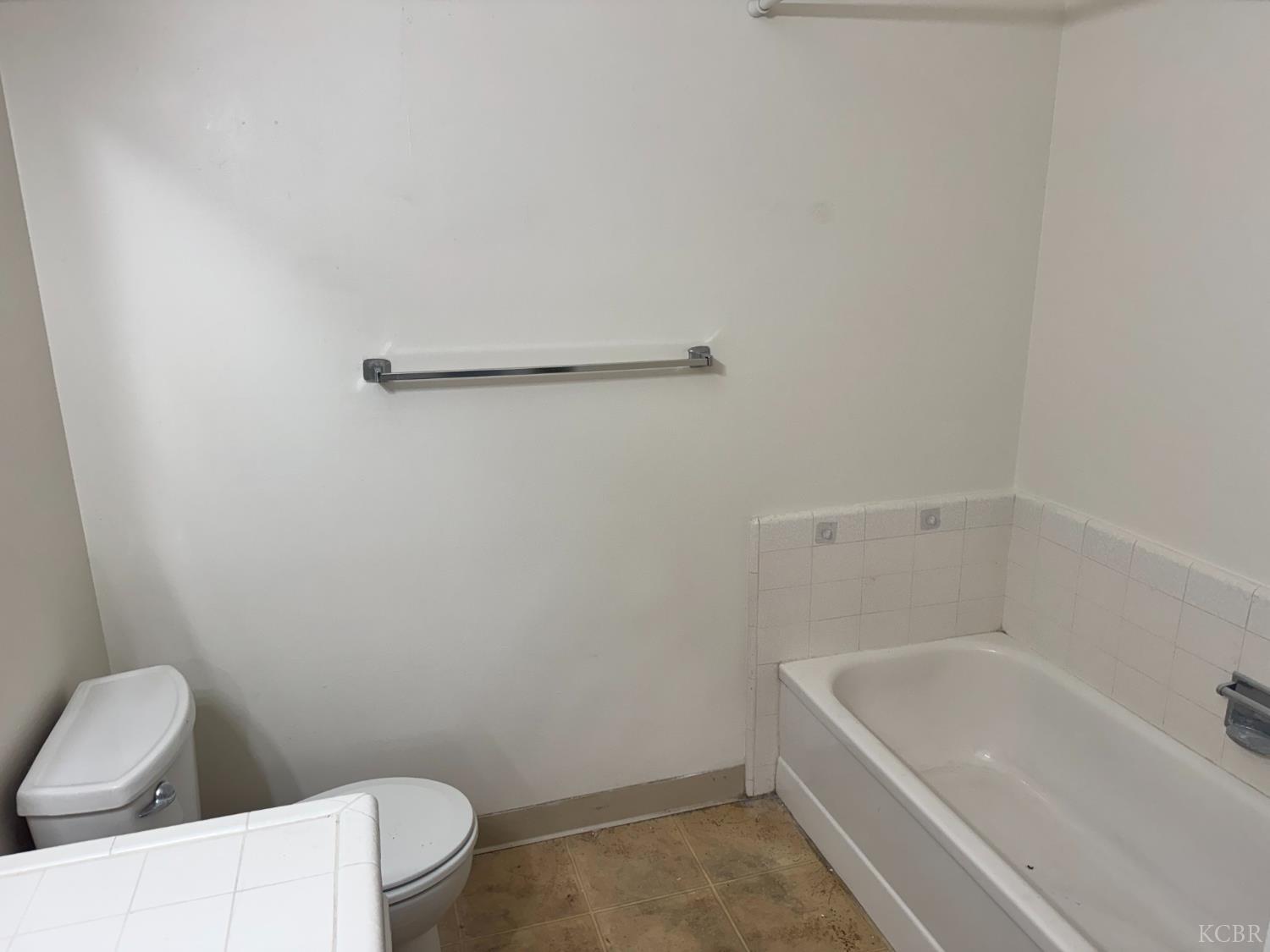 3749 N Fruit Ave, Fresno, CA 93705