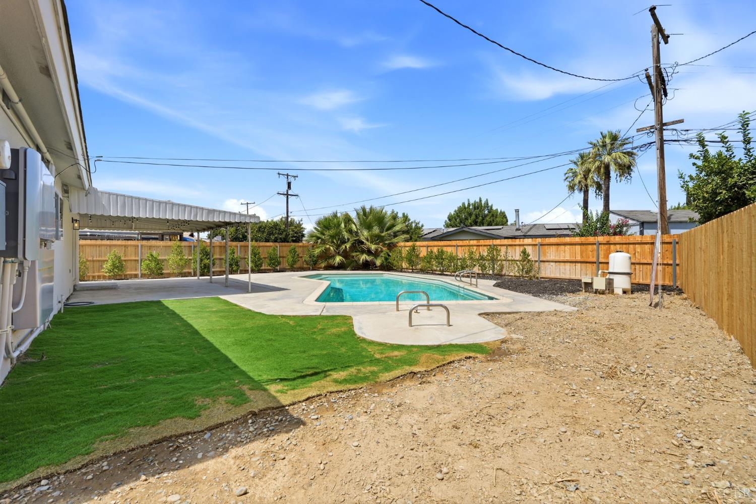 310 W Hazelwood Dr, Lemoore, CA 93245