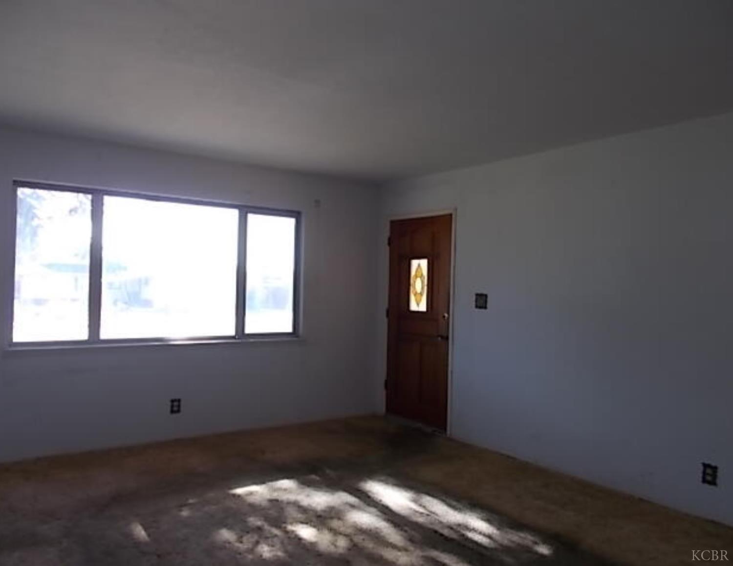 2026 N Kensington Way, Hanford, CA 93230