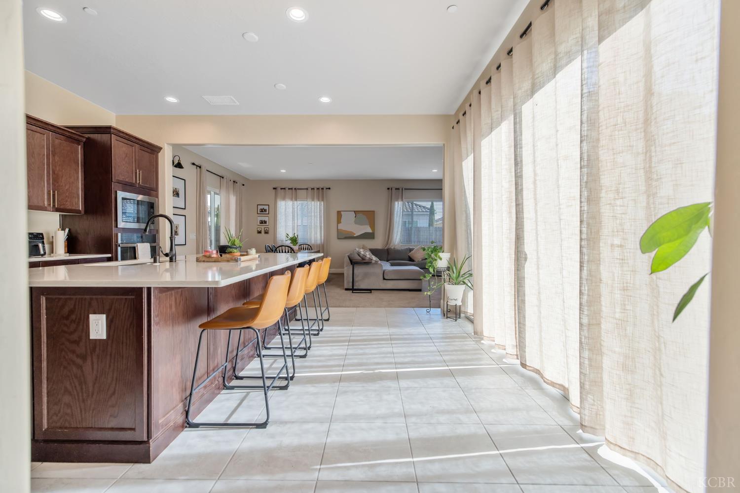 3036 Keats Ave, Clovis, CA 93619