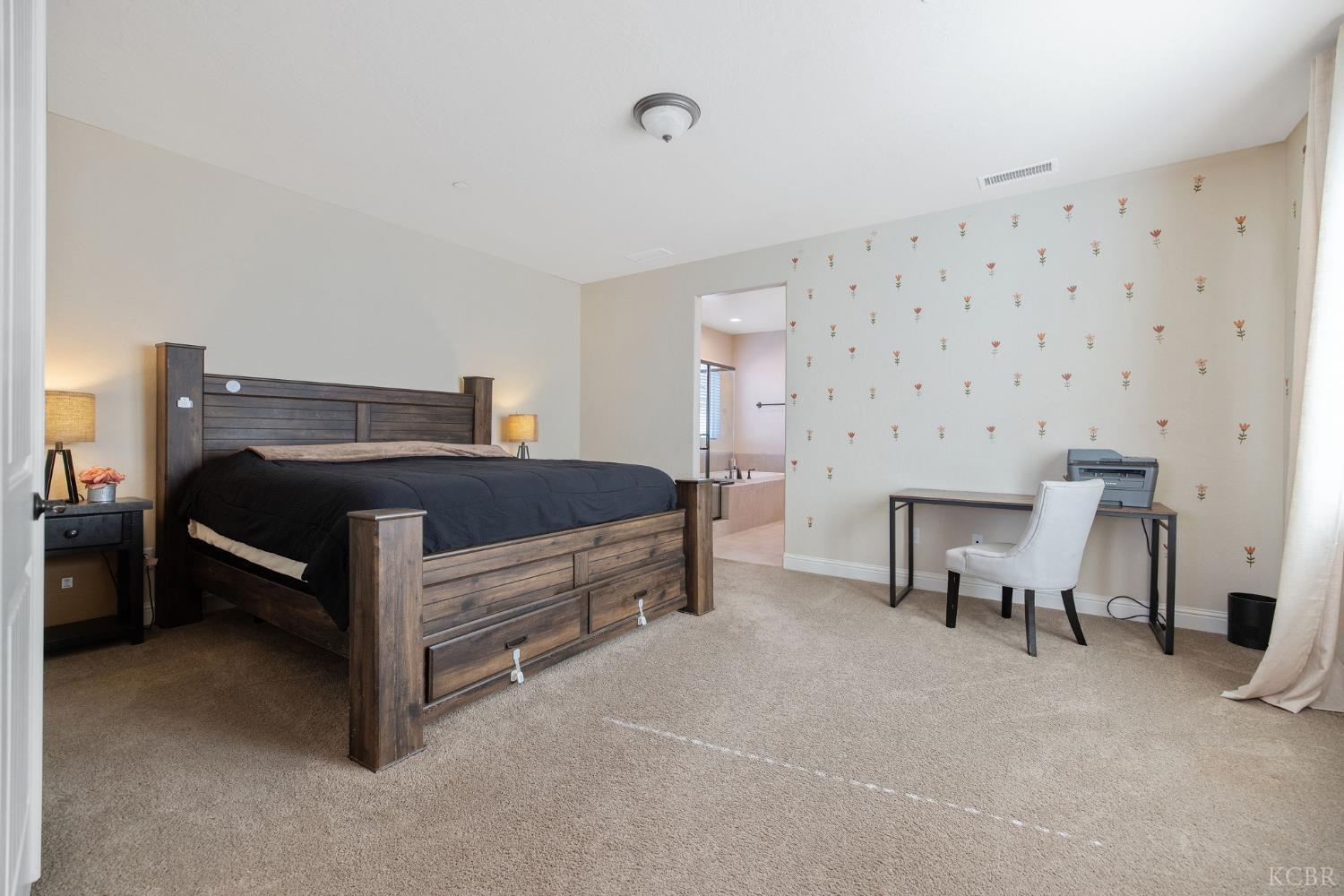 3036 Keats Ave, Clovis, CA 93619