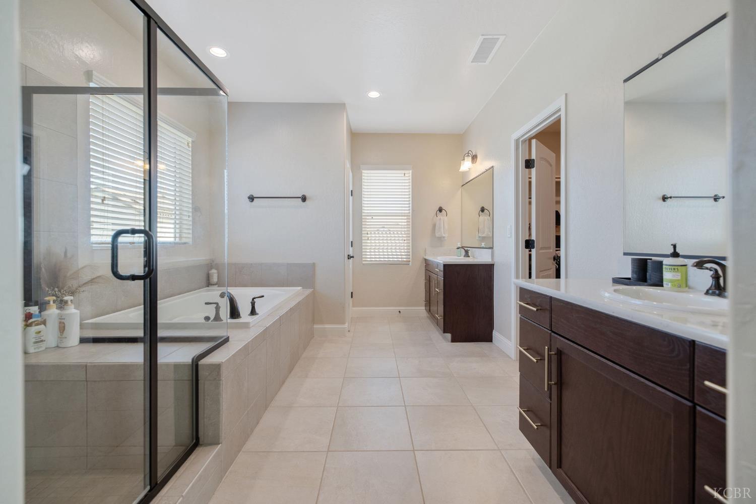3036 Keats Ave, Clovis, CA 93619