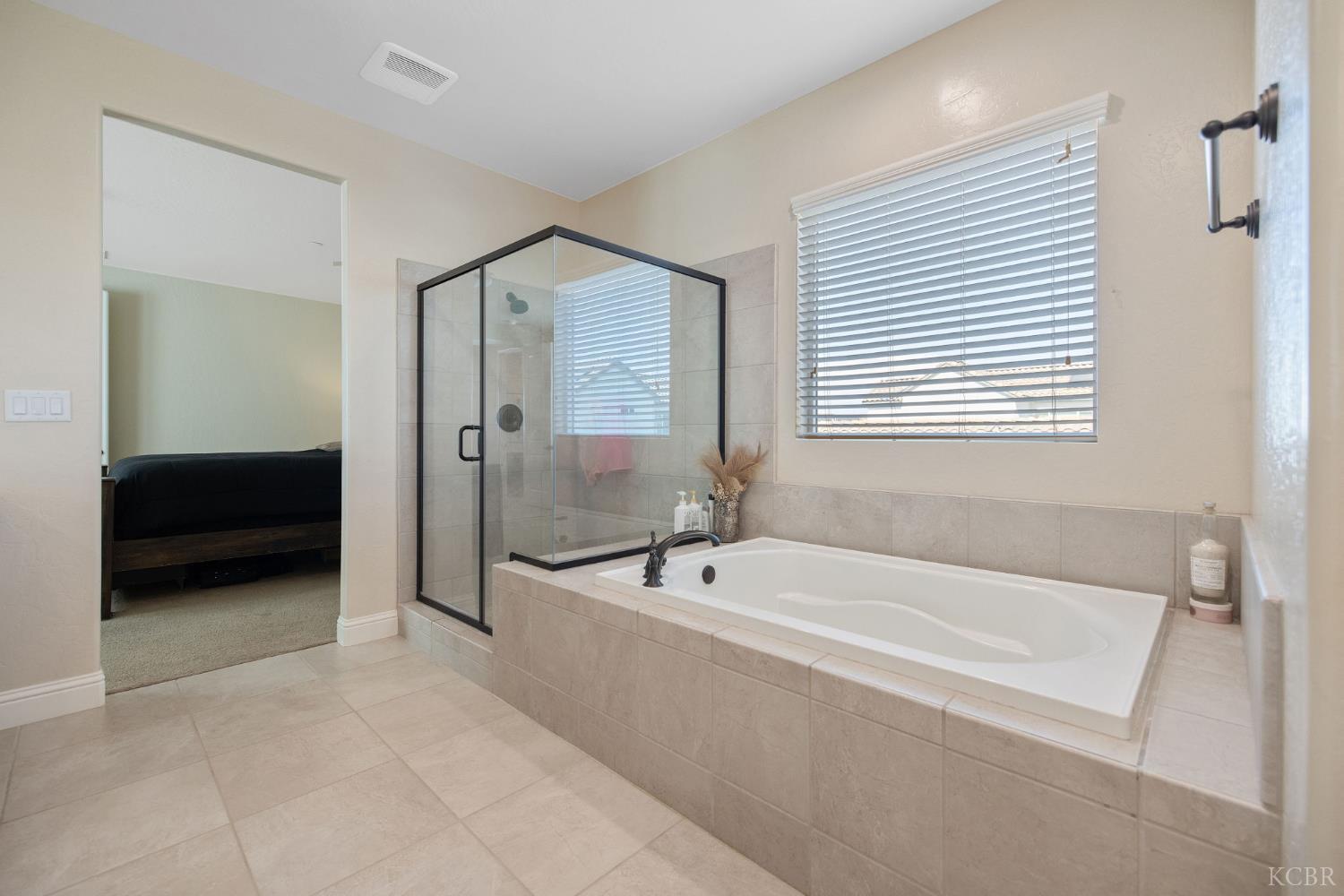 3036 Keats Ave, Clovis, CA 93619