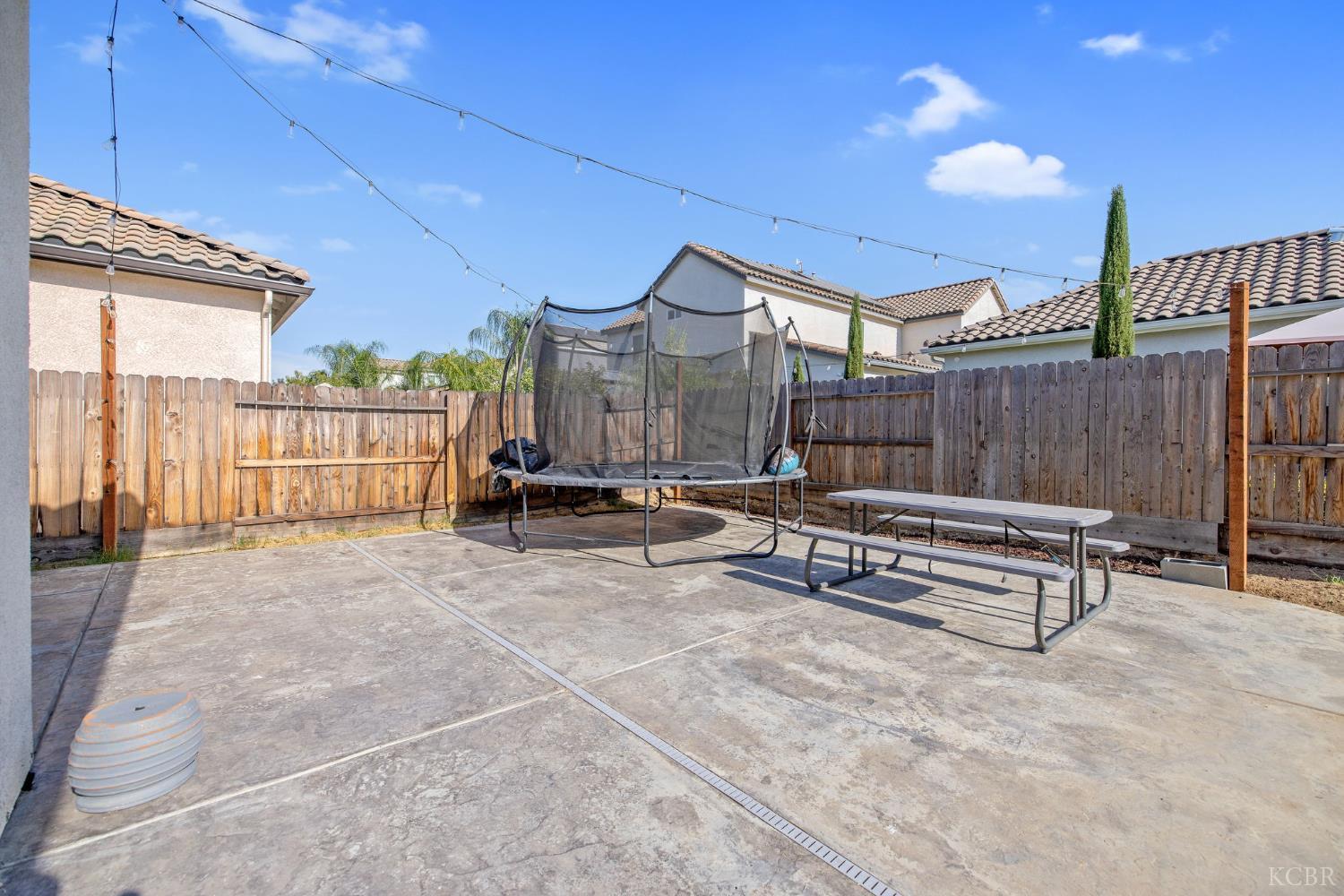 3036 Keats Ave, Clovis, CA 93619
