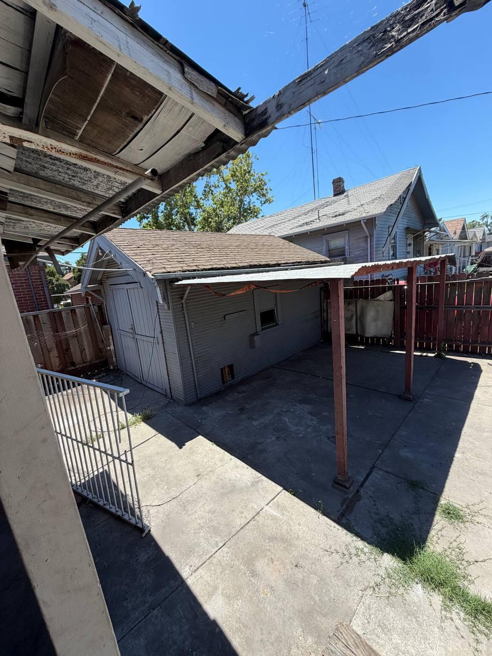 1139 S Hunter, Stockton, CA 95206