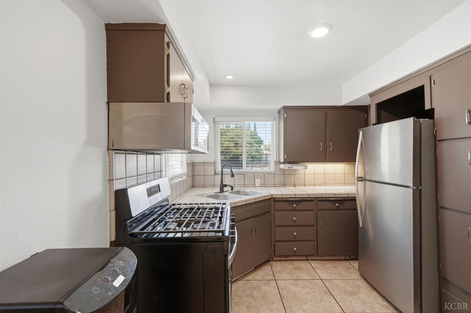5142 Polk, Fresno, CA 93722
