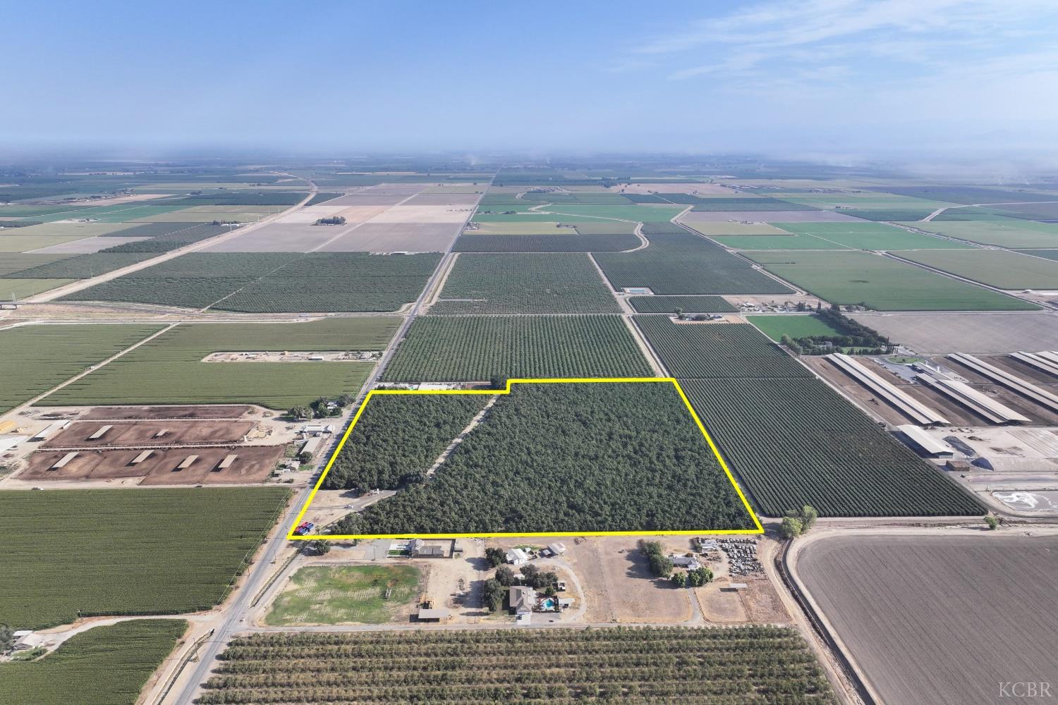 7461 7th Ave, Hanford, CA 93230