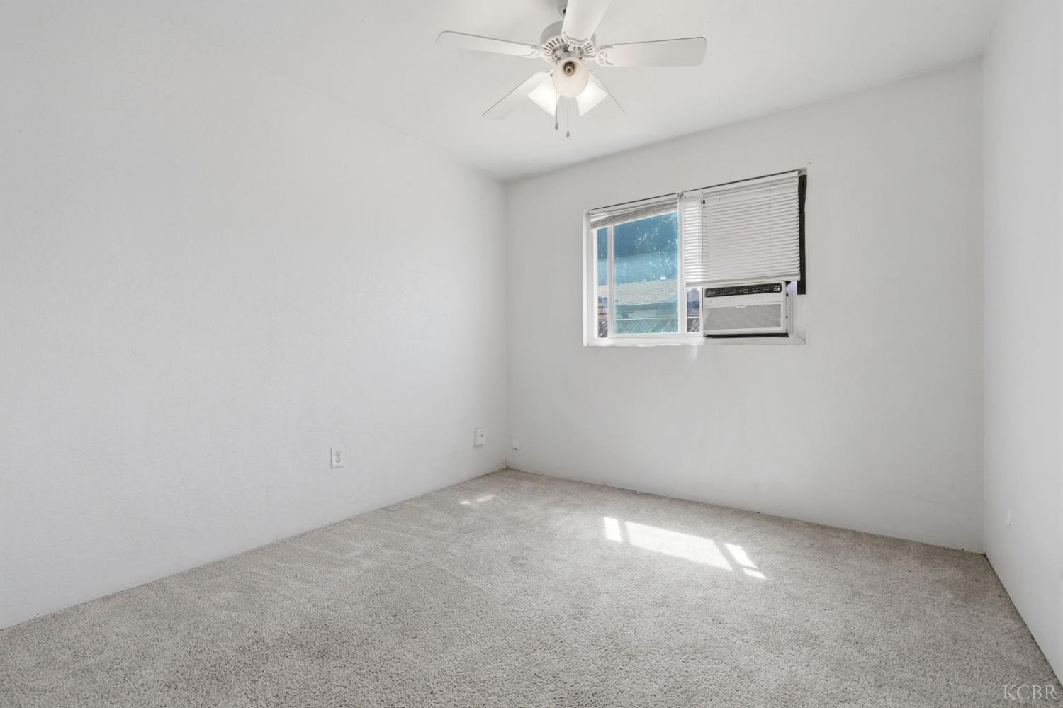 10856 Malta St, Hanford, CA 93230