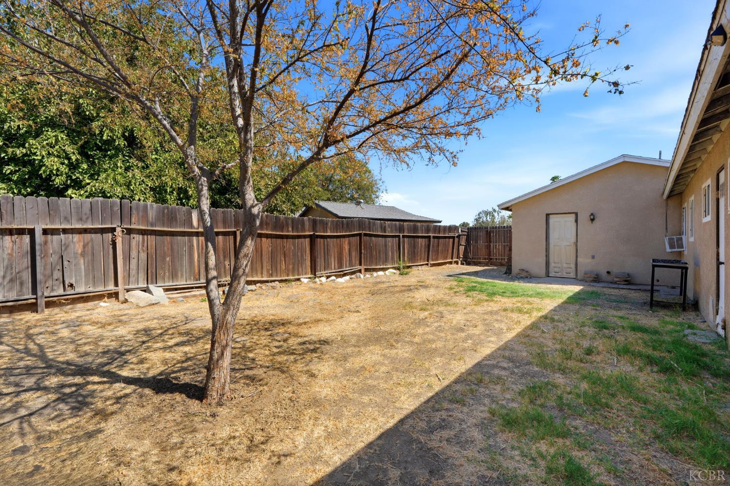 10856 Malta St, Hanford, CA 93230