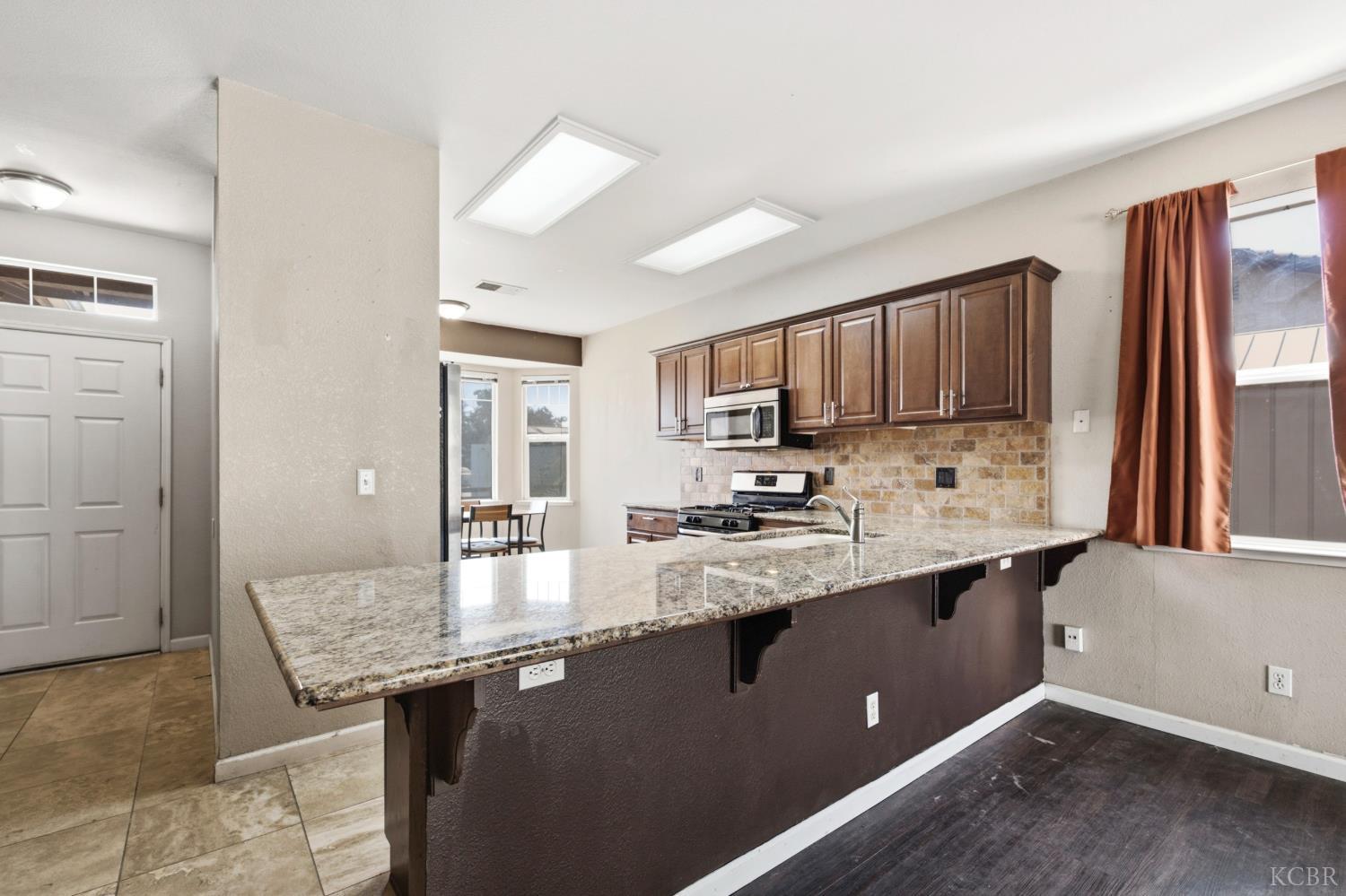 1125 E Cinnamon, Lemoore, CA 93245