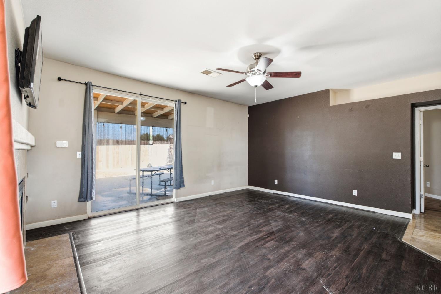 1125 E Cinnamon, Lemoore, CA 93245