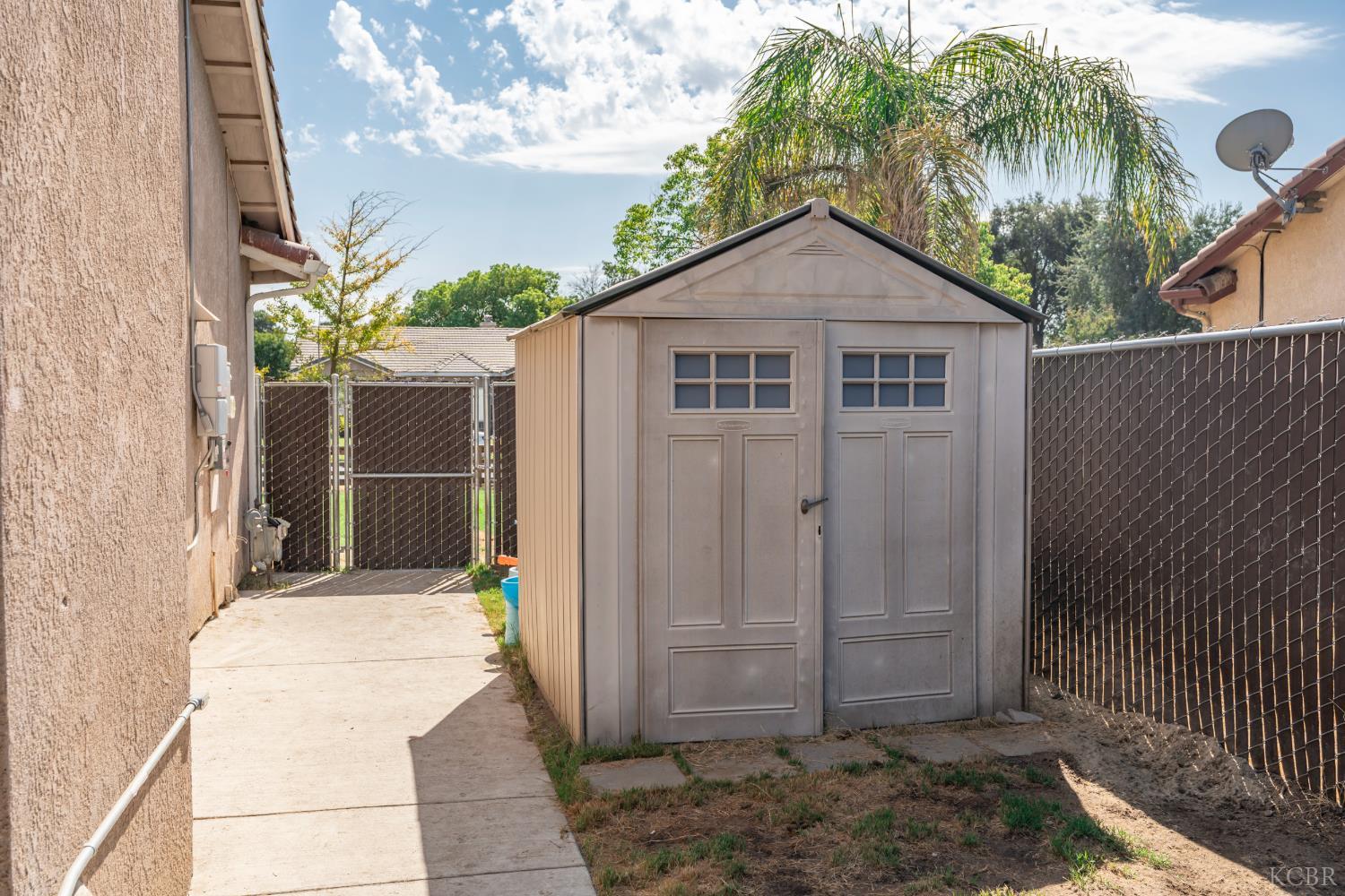 1125 E Cinnamon, Lemoore, CA 93245