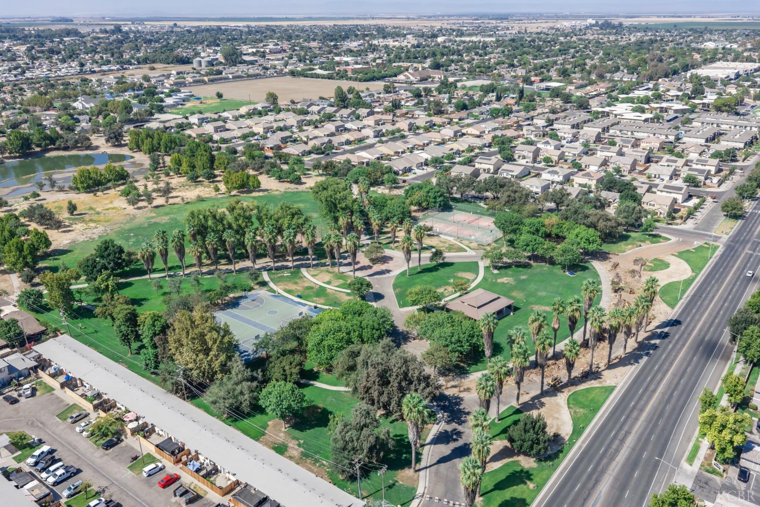 1125 E Cinnamon, Lemoore, CA 93245