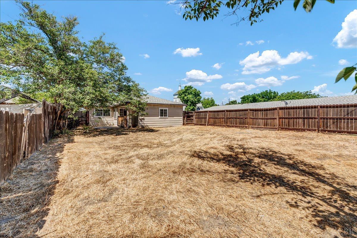 109 Lorita Way, Hanford, CA 93230