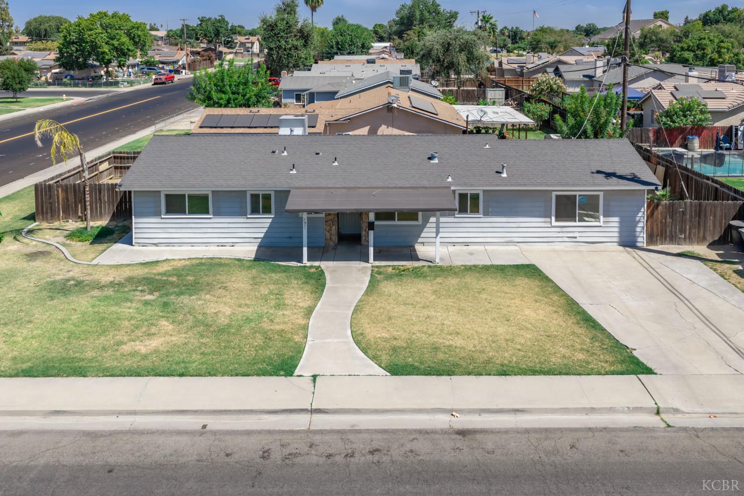 902 Boxwood, Lemoore, CA 93245
