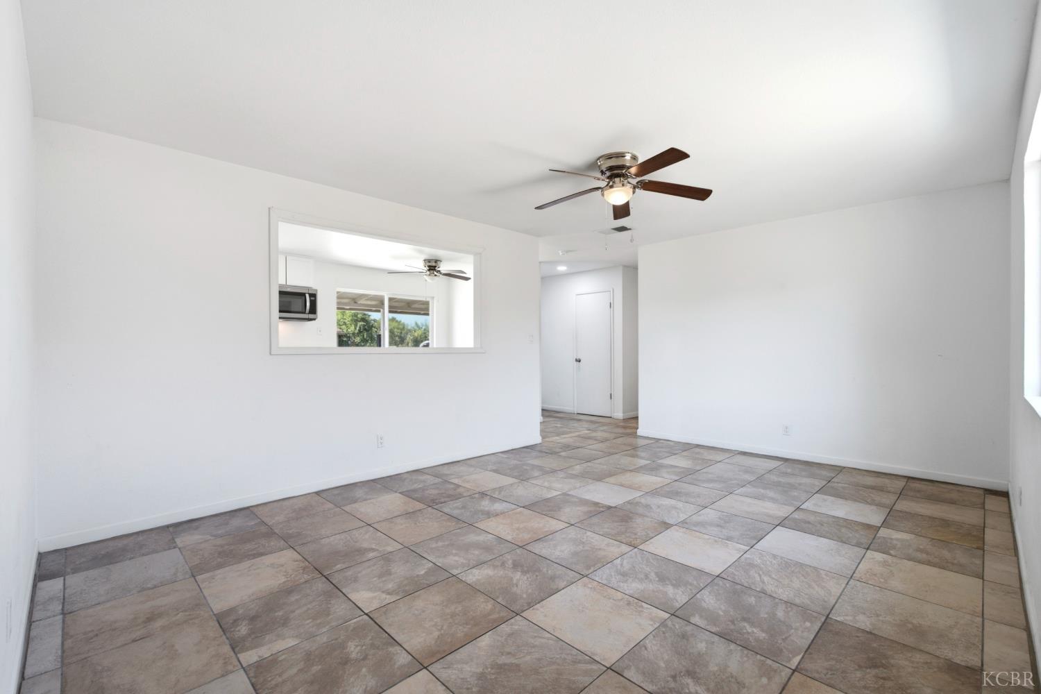 902 Boxwood, Lemoore, CA 93245