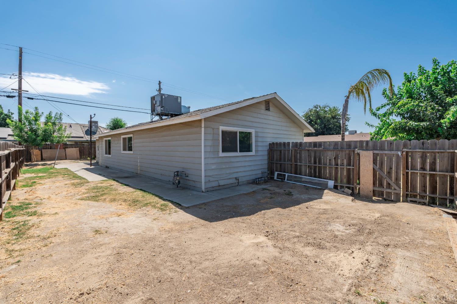 902 Boxwood, Lemoore, CA 93245