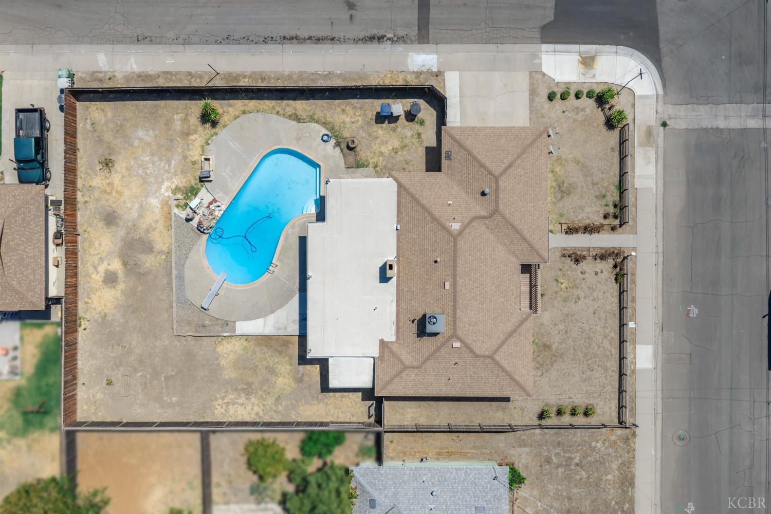 376 Oleander Ave, Lemoore, CA 93245