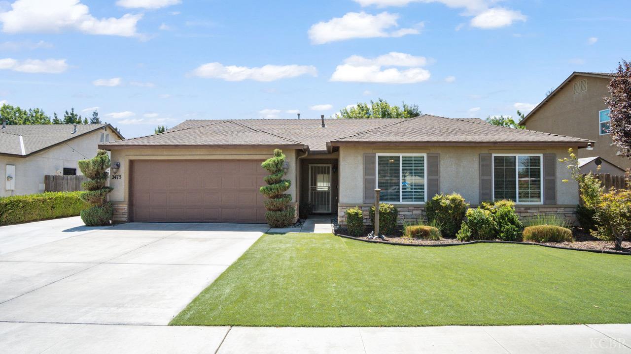 2475 Tempranillo Dr, Tulare, CA 93274
