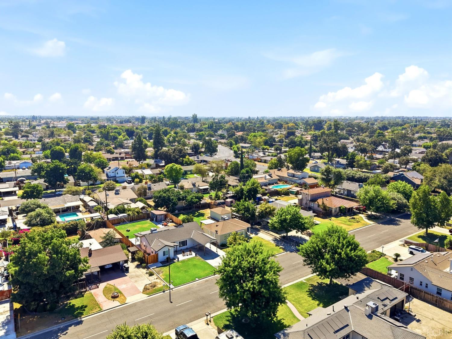 1811 McKinley Ave, Hanford, CA 93230