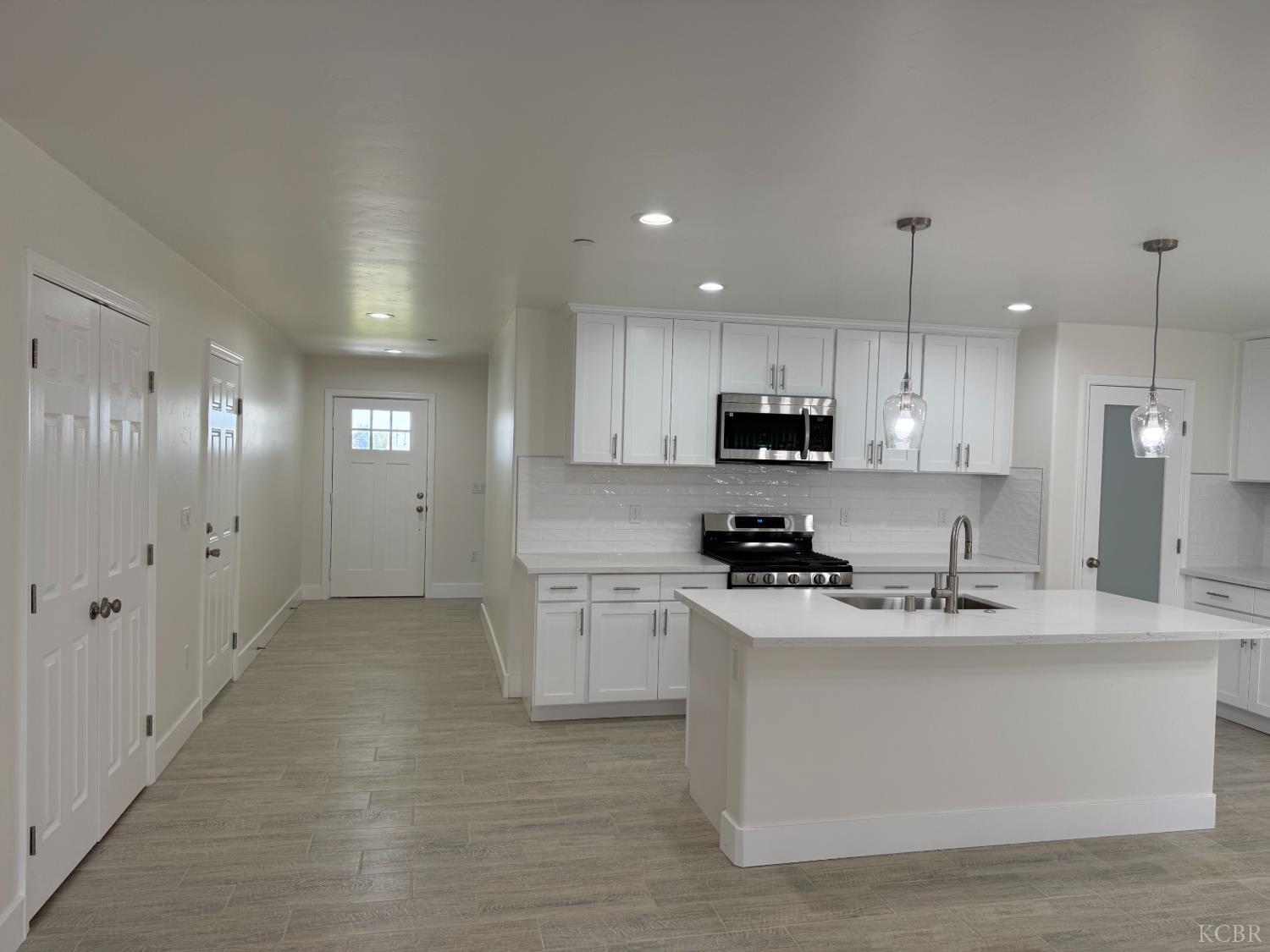 1318 ottawa, Corcoran, CA 93212
